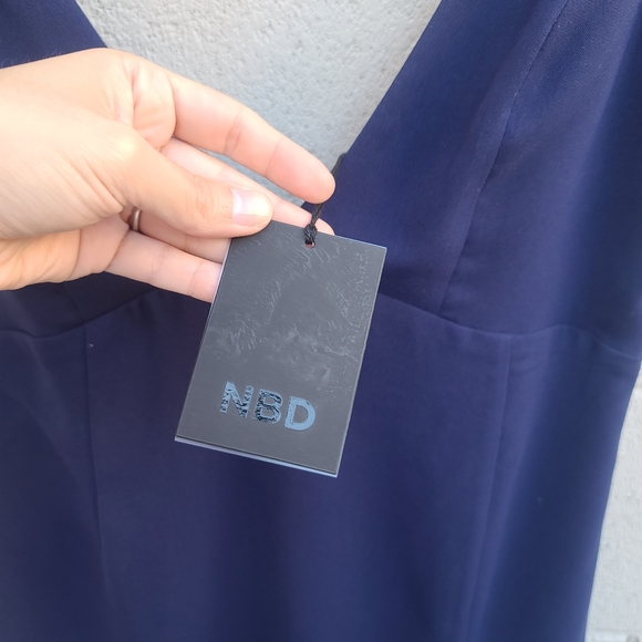 NBD | Shine On Double Strap Slit Dress in Navy NEW Size Large - Picture 6 of 12
